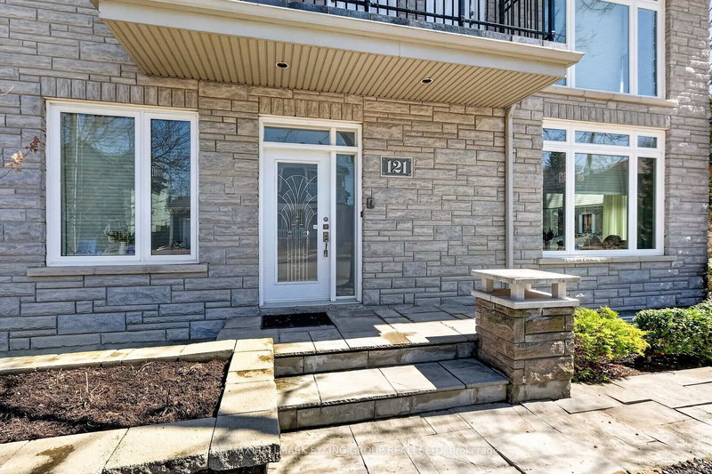 121 Macdonald St, Ottawa, K2P 1H7 | Image 3