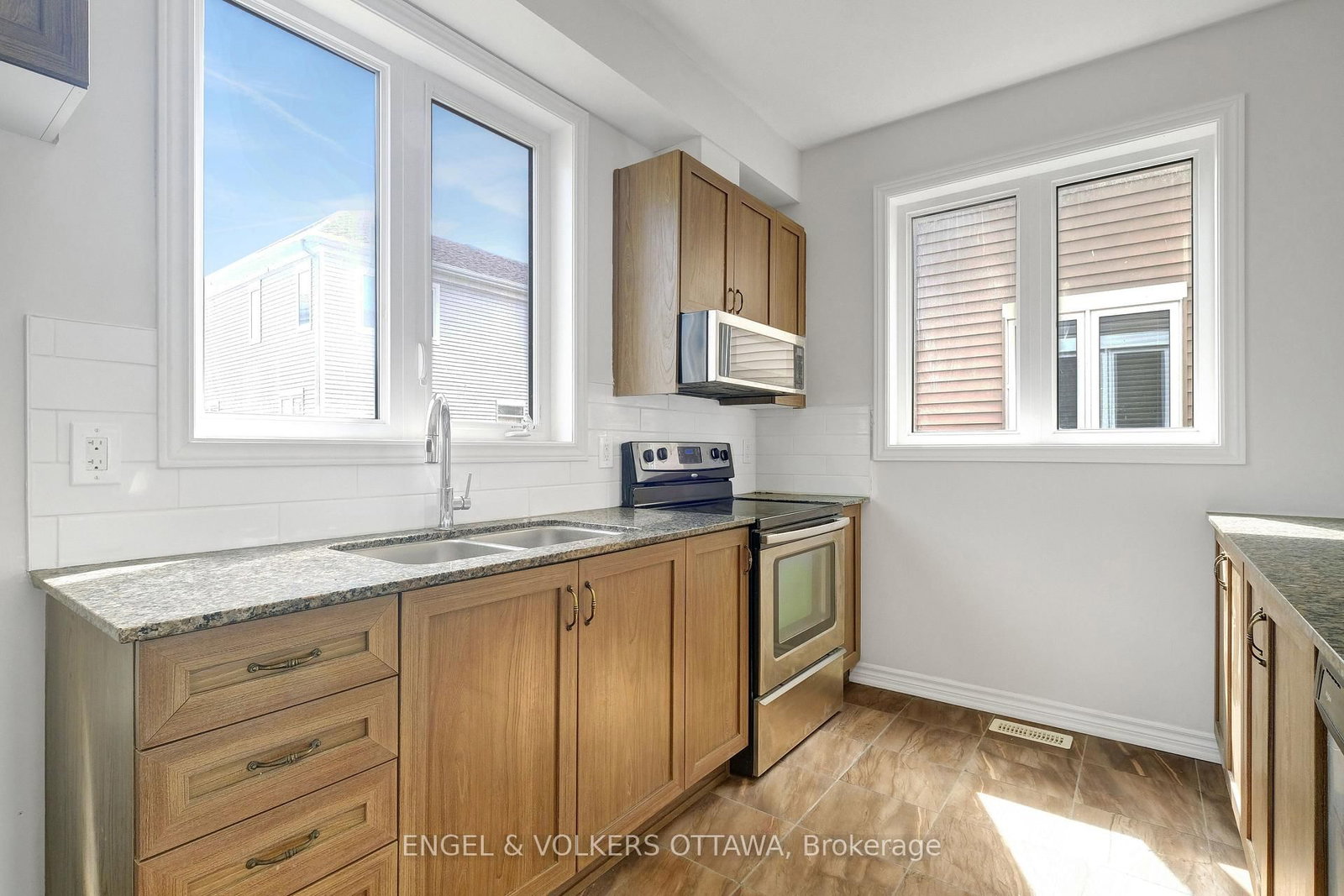 305 Lamarche Avenue - Photo 13