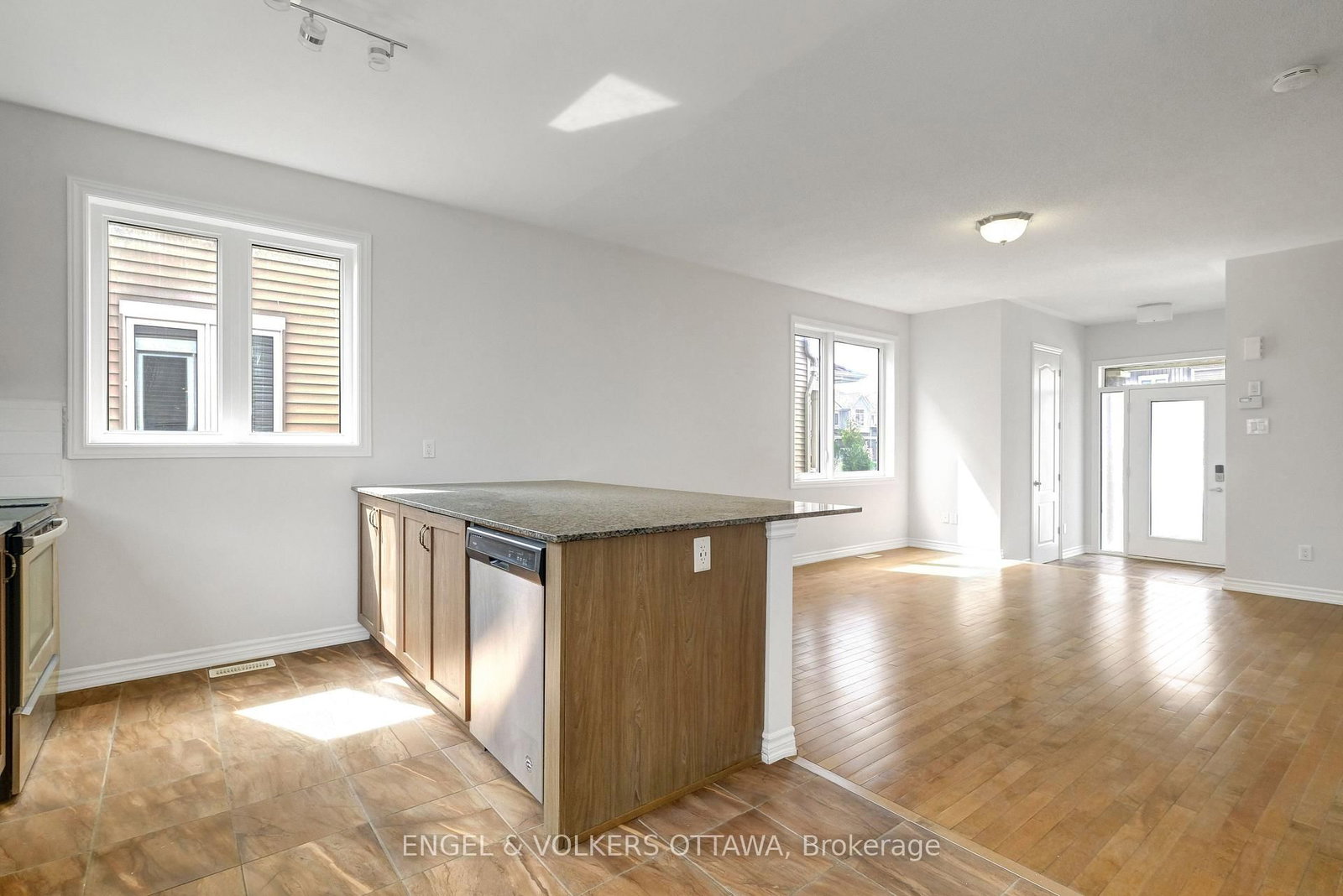 305 Lamarche Avenue - Photo 14