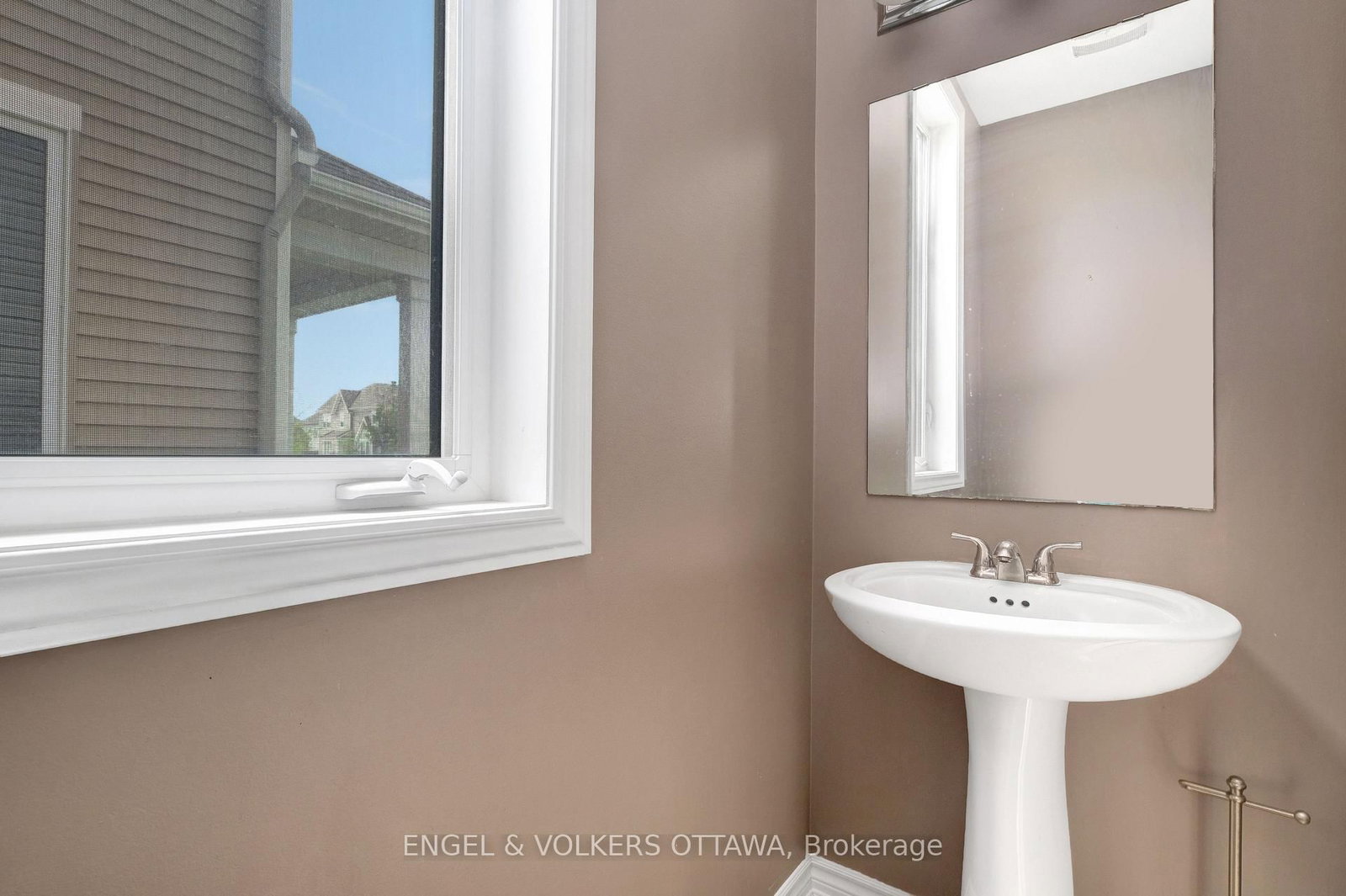 305 Lamarche Avenue - Photo 15