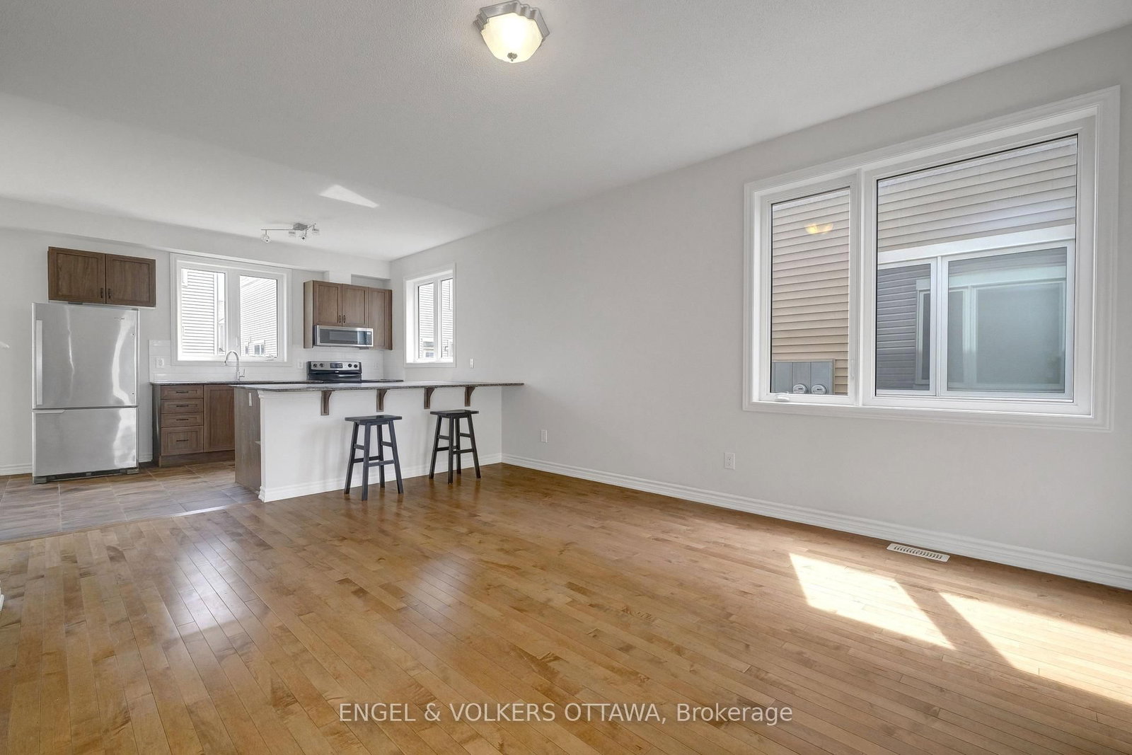 305 Lamarche Avenue - Photo 7