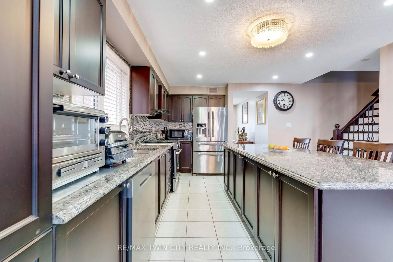 334 Apple Hill Crescent - Photo 10