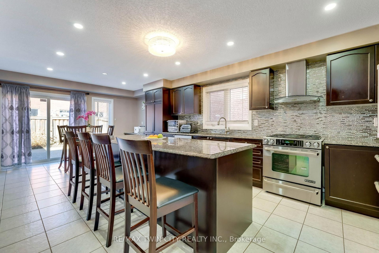 334 Apple Hill Crescent - Photo 7