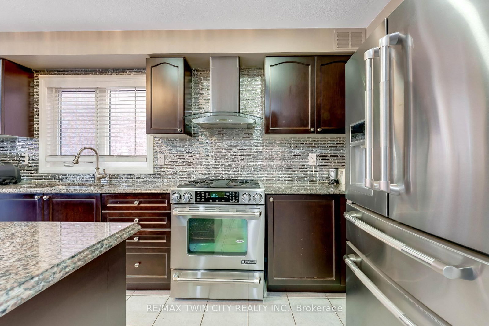 334 Apple Hill Crescent - Photo 8