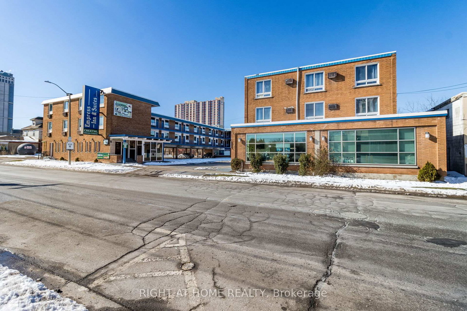 5951 Clark Avenue - Photo 11