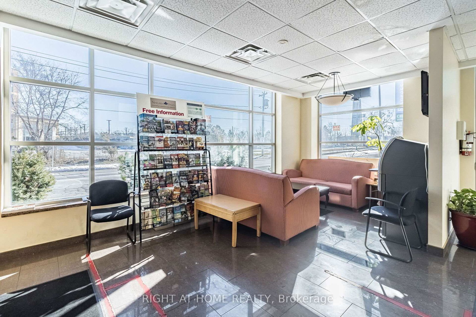 5951 Clark Avenue - Photo 14