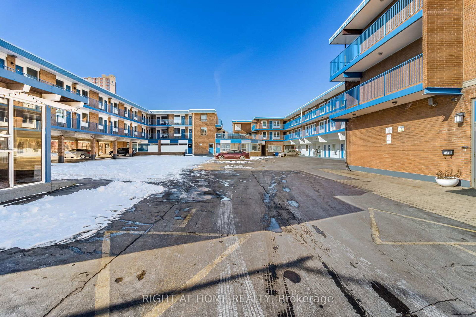 5951 Clark Avenue - Photo 16