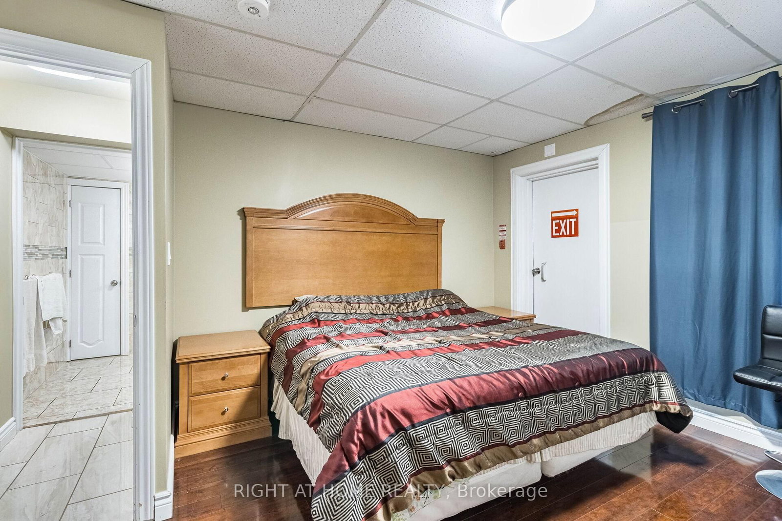 5951 Clark Avenue - Photo 26