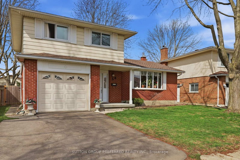 38 Alayne Cres, London South, N6E 2A3 | Image 2