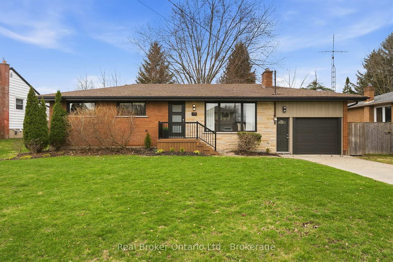 home for sale on 49 Stirling Street