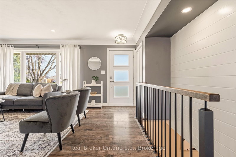 49 Stirling St, Haldimand, N3W 1J4 | Image 3