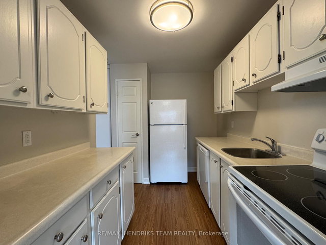 705 - 610 Lake Street