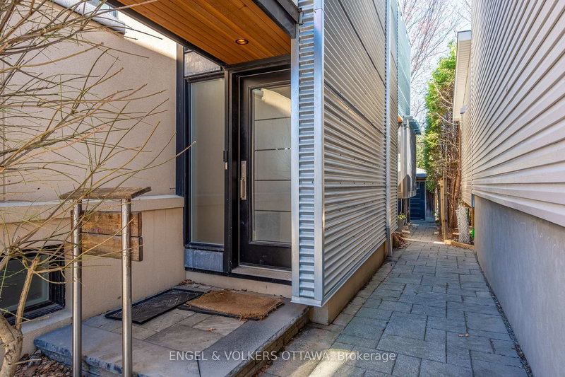 93 Gilchrist Ave, Ottawa, K1Y 0M9 | Image 3