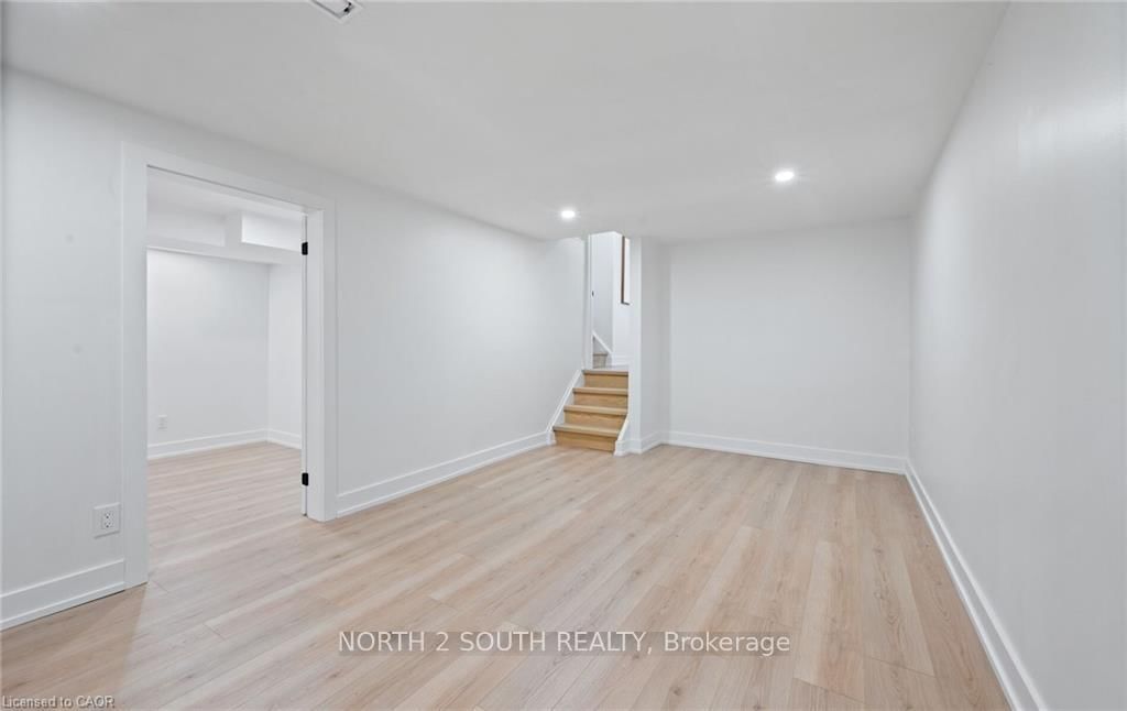 105 Lilacside Drive, Unit Bsmt - Photo 5