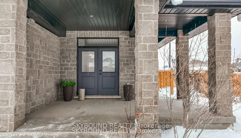 1 Tindall Cres, East Luther Grand Valley, L9W 7R9 | Image 2