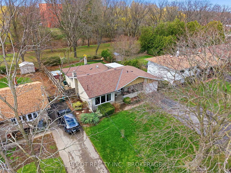 95 Prince Charles Dr, St. Catharines, L2N 3Y8 | Image 3