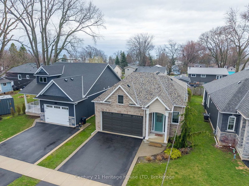 3709 Mathewson Ave, Fort Erie, Ontario