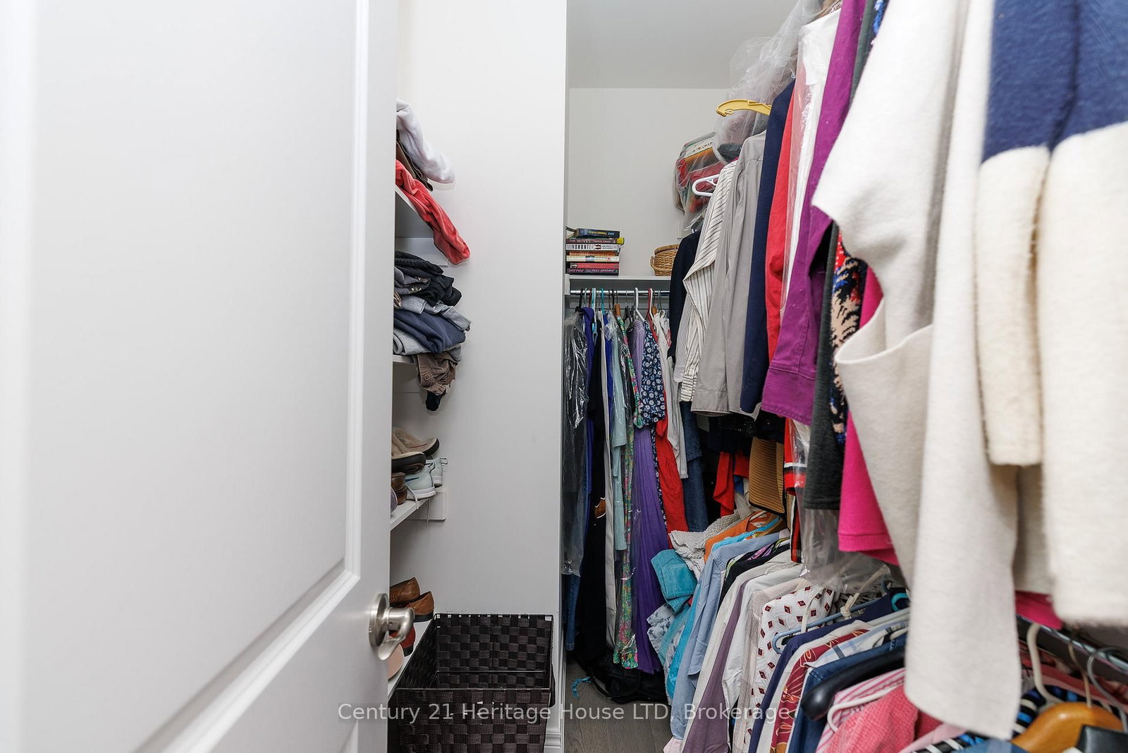 Detached House for sale at 3709 Mathewson Avenue, Fort Erie, Ontario, L0S 1B0 - Crystal Beach - MLS: X13003172