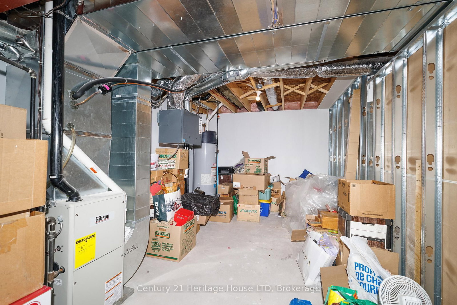 Detached House for sale at 3709 Mathewson Avenue, Fort Erie, Ontario, L0S 1B0 - Crystal Beach - MLS: X13003172