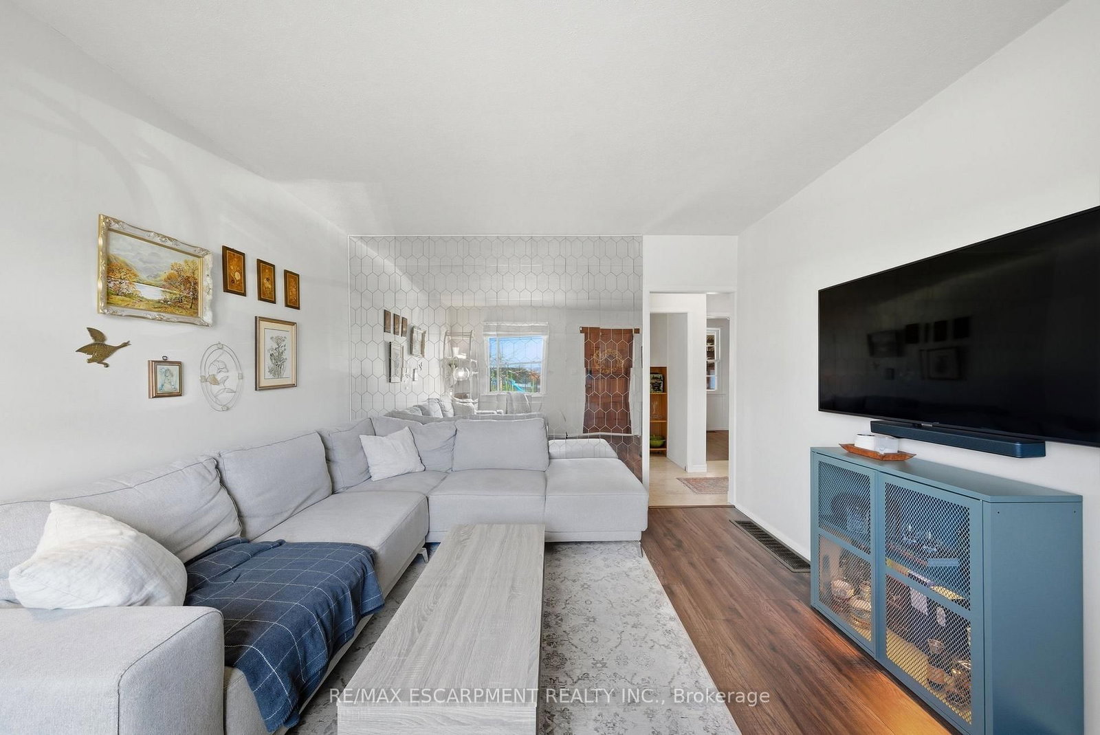 Detached House for sale at 752 Ninth Avenue, Hamilton, Ontario, L8T 2A6 - Hampton Heights - MLS: X13003186