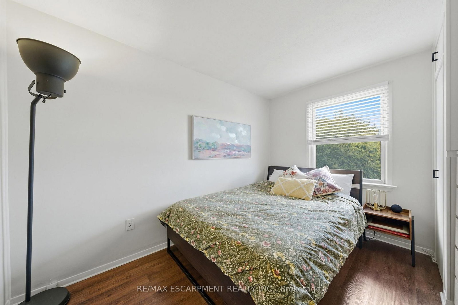 Detached House for sale at 752 Ninth Avenue, Hamilton, Ontario, L8T 2A6 - Hampton Heights - MLS: X13003186