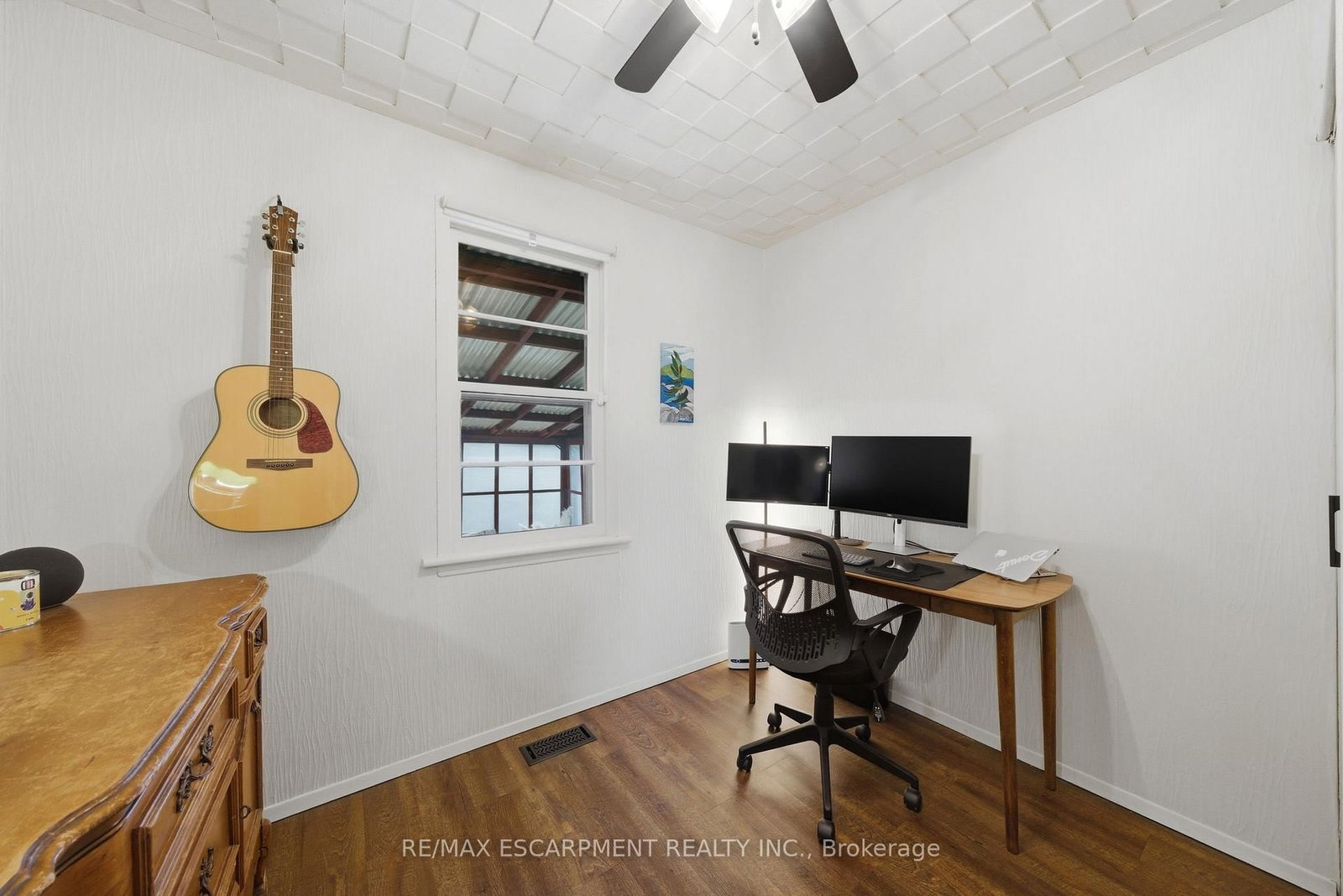 Detached House for sale at 752 Ninth Avenue, Hamilton, Ontario, L8T 2A6 - Hampton Heights - MLS: X13003186