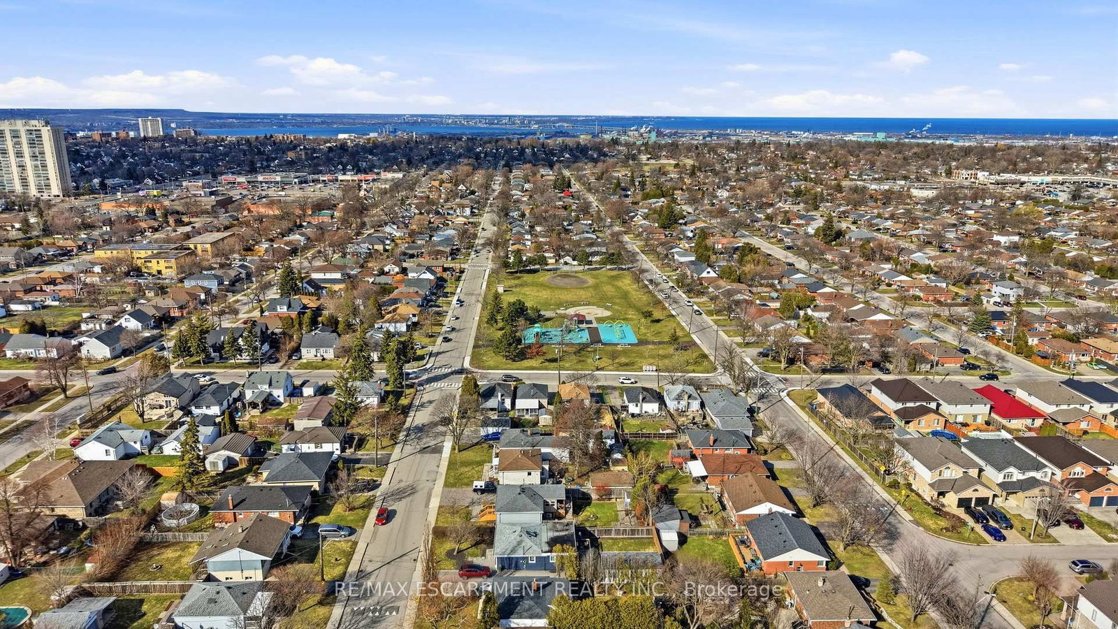 Detached House for sale at 752 Ninth Avenue, Hamilton, Ontario, L8T 2A6 - Hampton Heights - MLS: X13003186