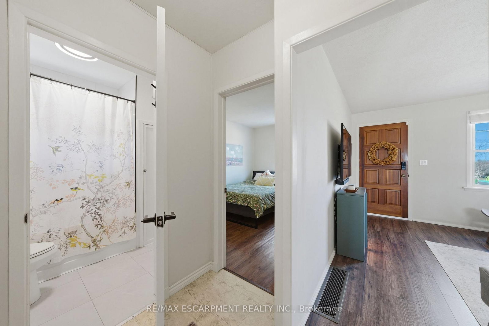 Detached House for sale at 752 Ninth Avenue, Hamilton, Ontario, L8T 2A6 - Hampton Heights - MLS: X13003186