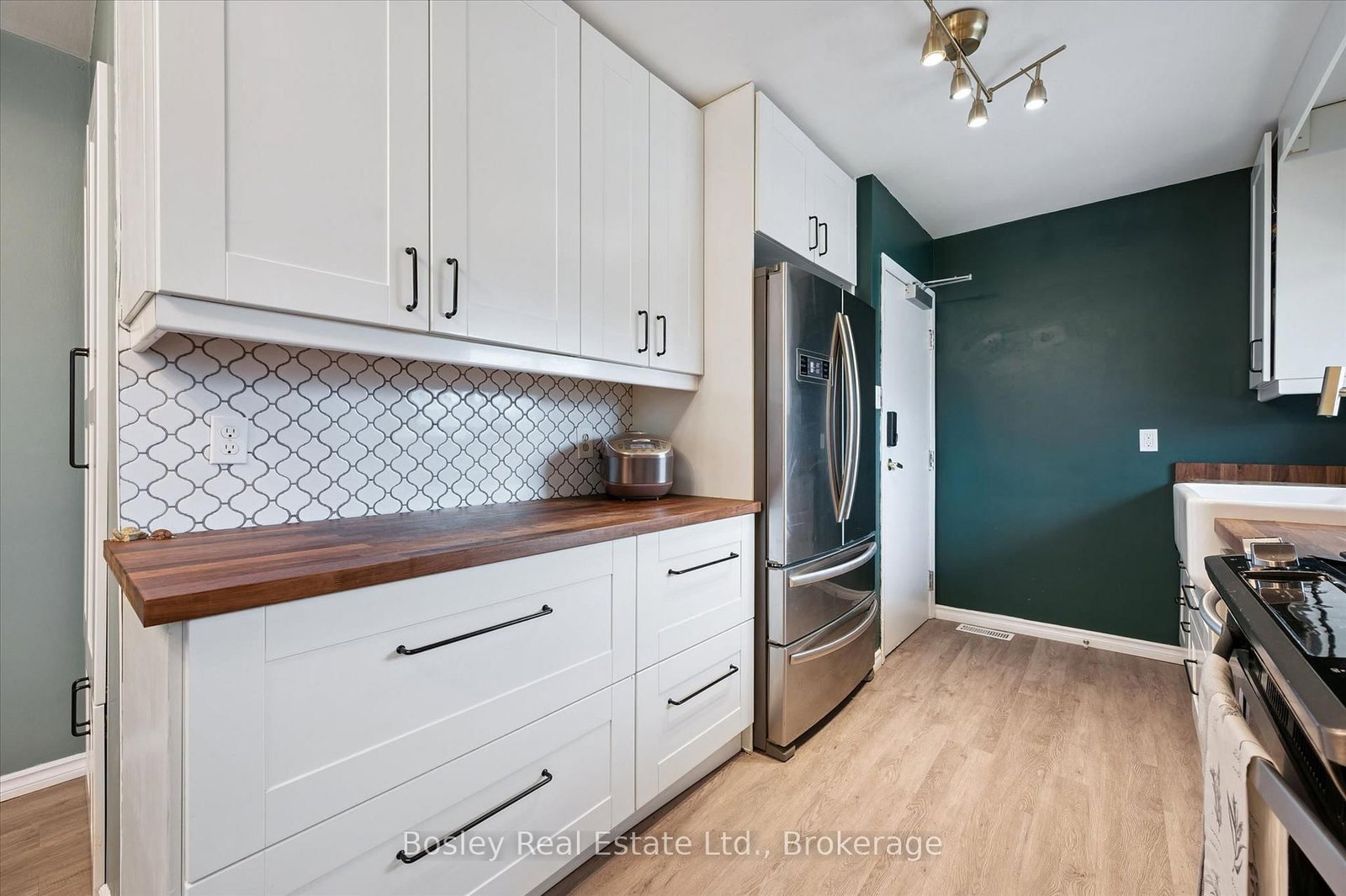 22 Delaware Avenue - Photo 15