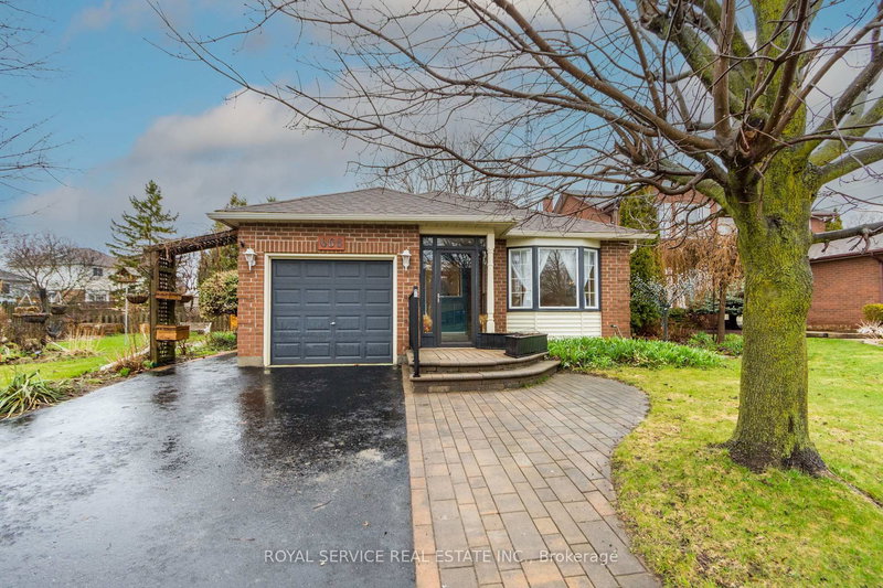 home for sale on 606 Carlsle Street