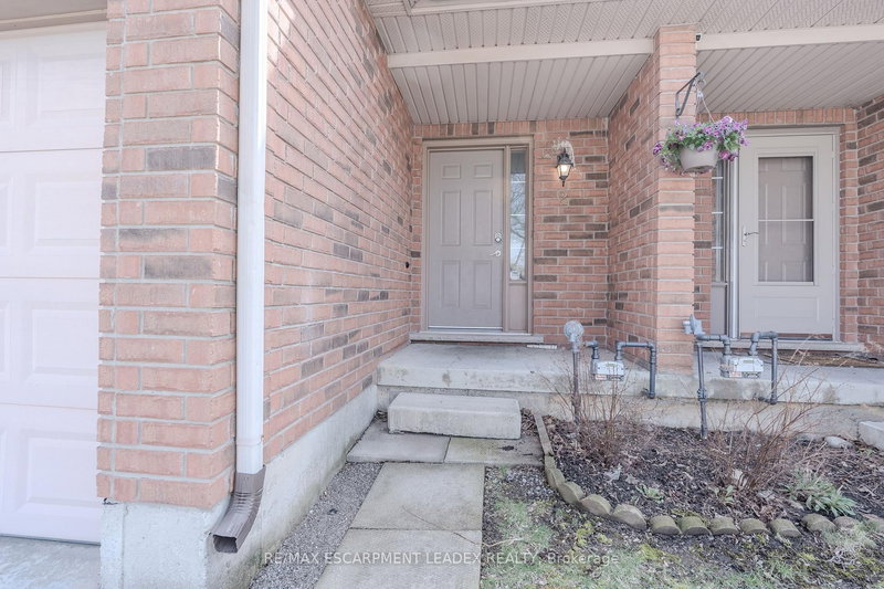 2 - 171 HIGHBURY Dr, Hamilton, L8J 3Y9 | Image 2