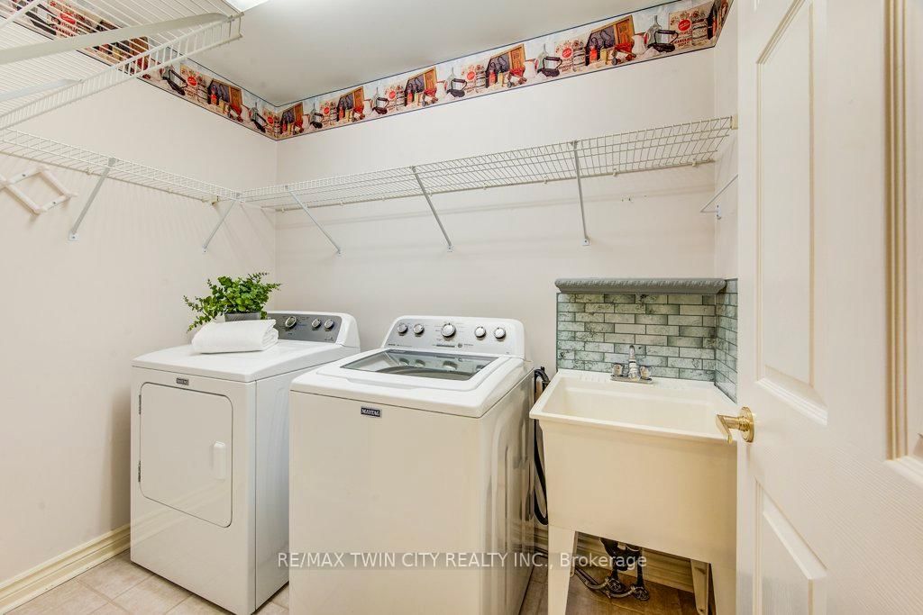 1198 Swan Street, Unit 1 - Photo 10