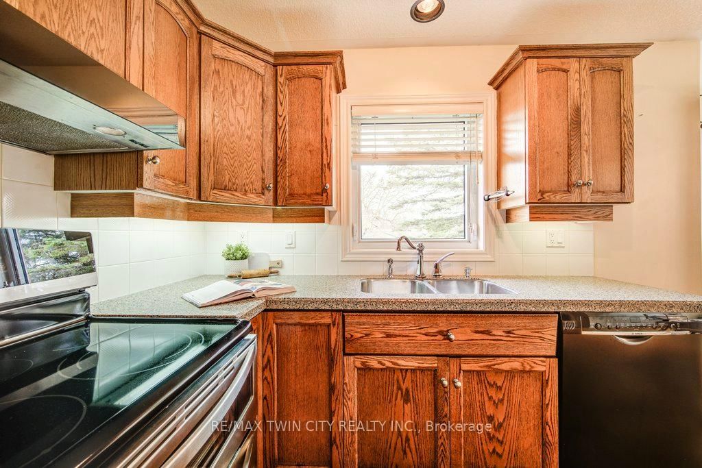 1198 Swan Street, Unit 1 - Photo 18