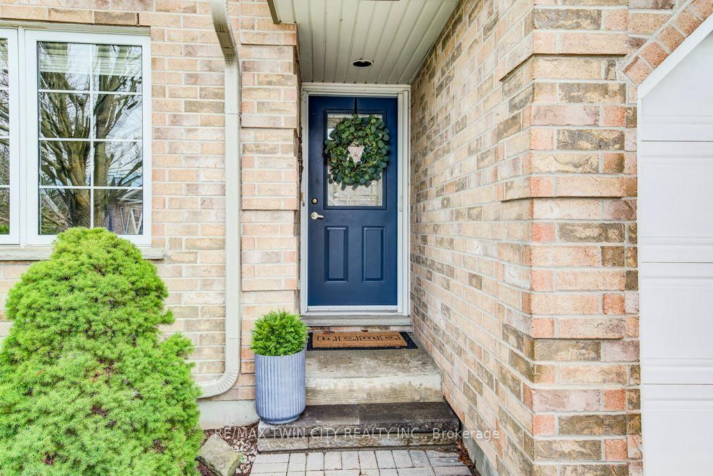 1198 Swan Street, Unit 1 - Photo 3