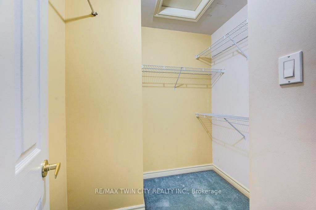 1198 Swan Street, Unit 1 - Photo 30