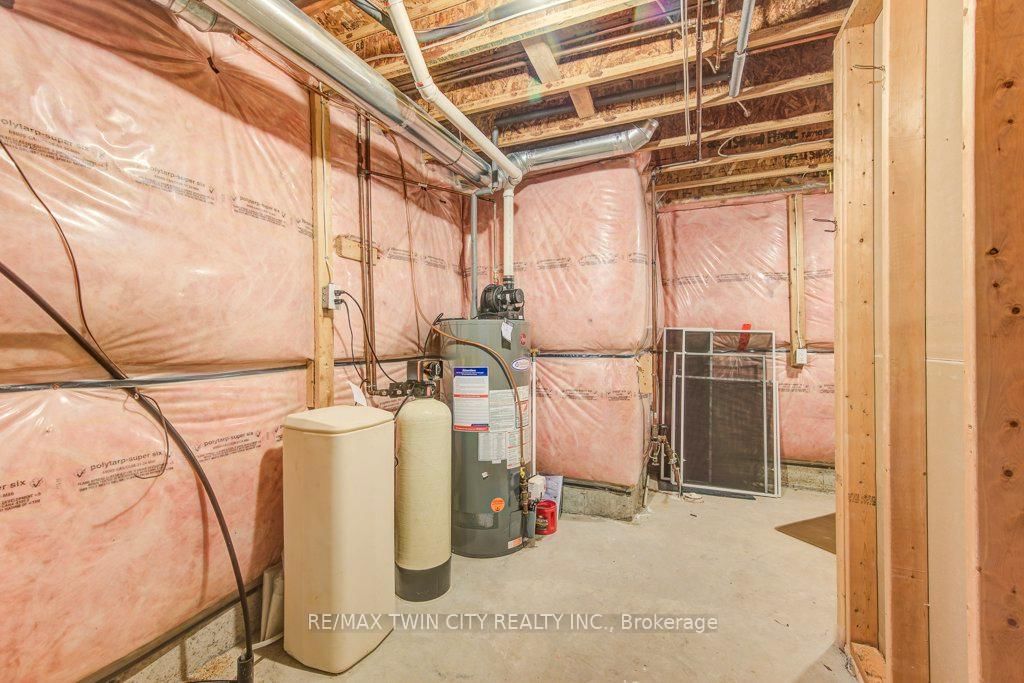 1198 Swan Street, Unit 1 - Photo 40