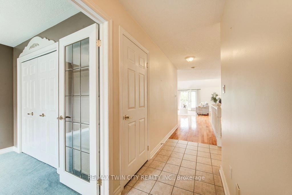 1198 Swan Street, Unit 1 - Photo 5