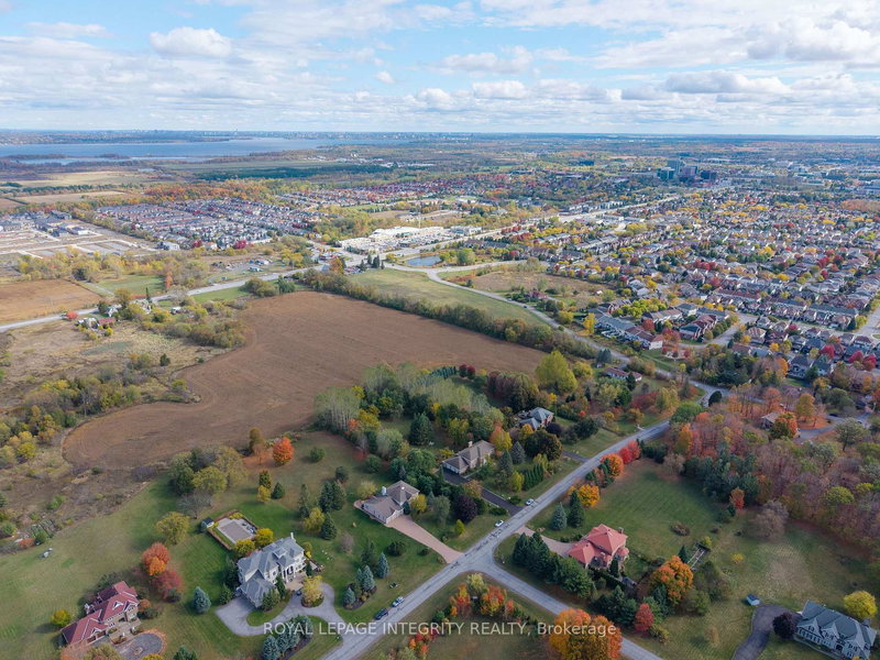 6 Marchbrook Circ, Ottawa, Ontario