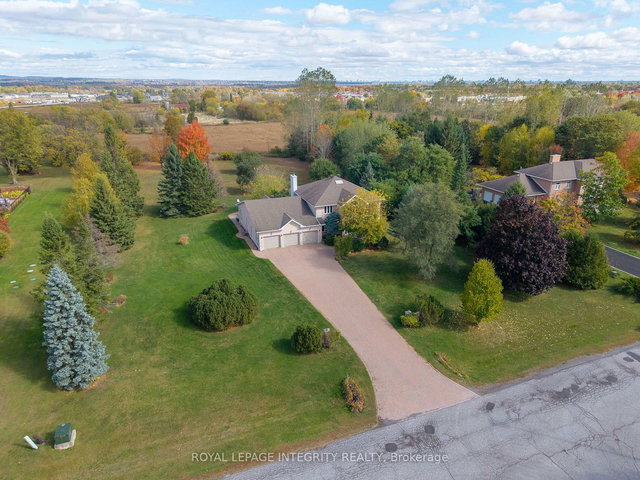 6 Marchbrook Circle