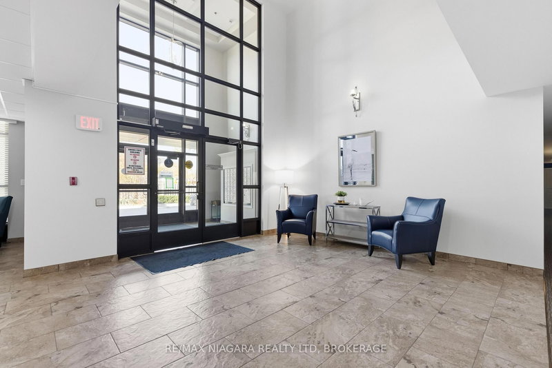 209 - 379 Scott St, St. Catharines, L2M 3W2 | Image 2