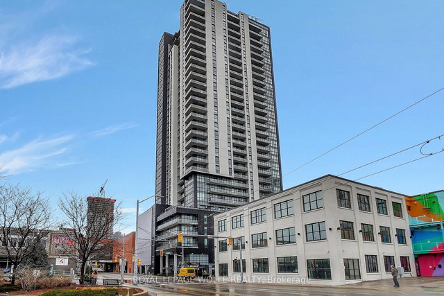 1904 - 60 Charles Street W