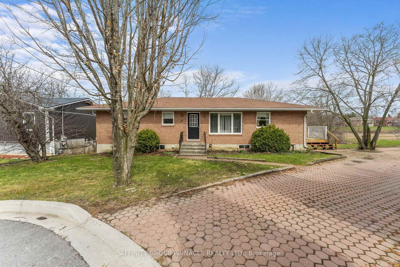 28 Water St, Kawartha Lakes, K9V 2C8 | Image 3