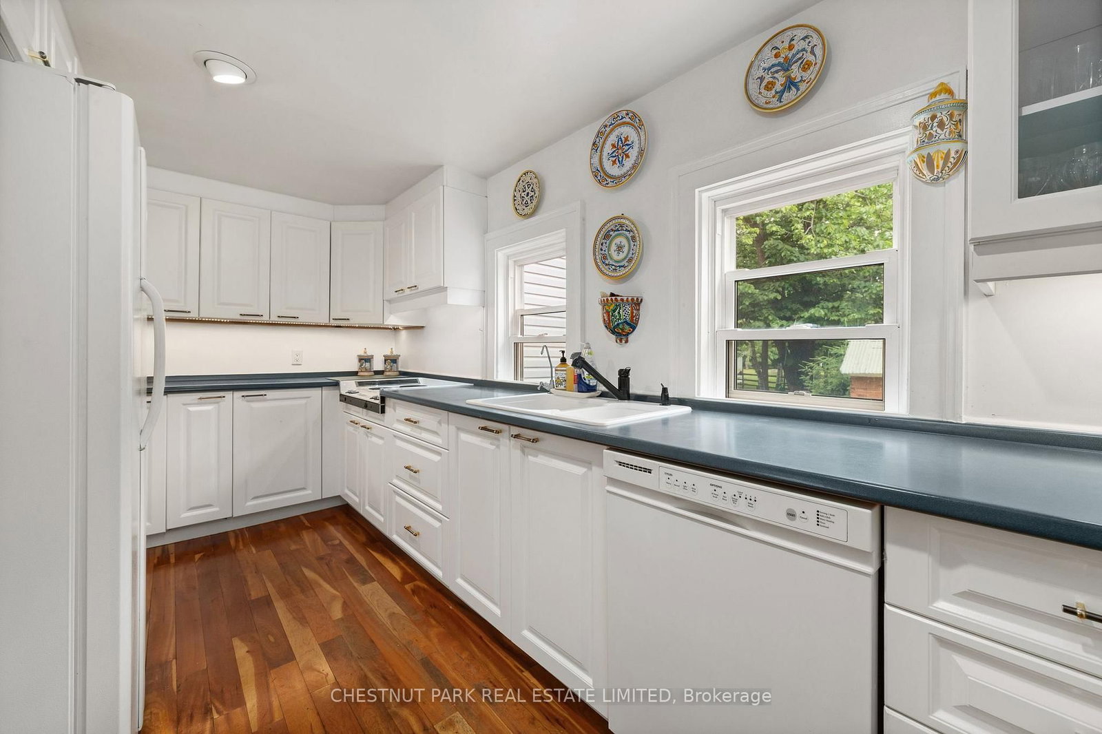 1716 County Rd 12 • Prince Edward County, ON photo 11