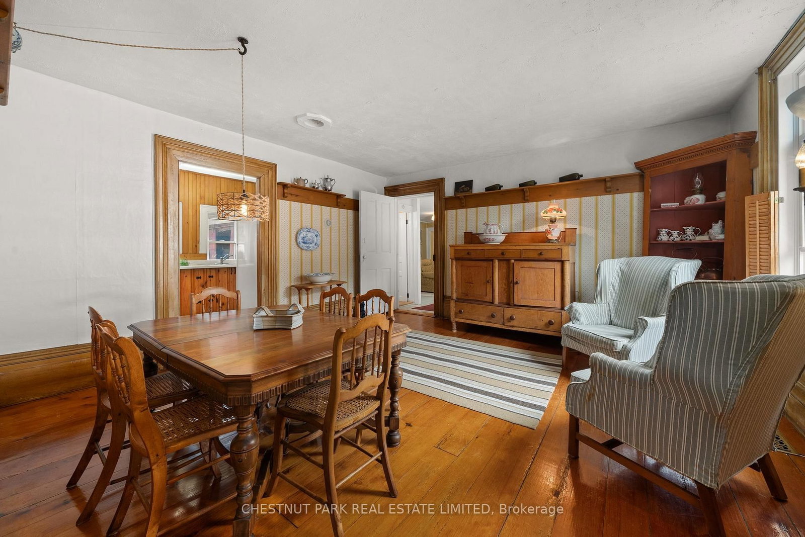 1716 County Rd 12 • Prince Edward County, ON photo 20