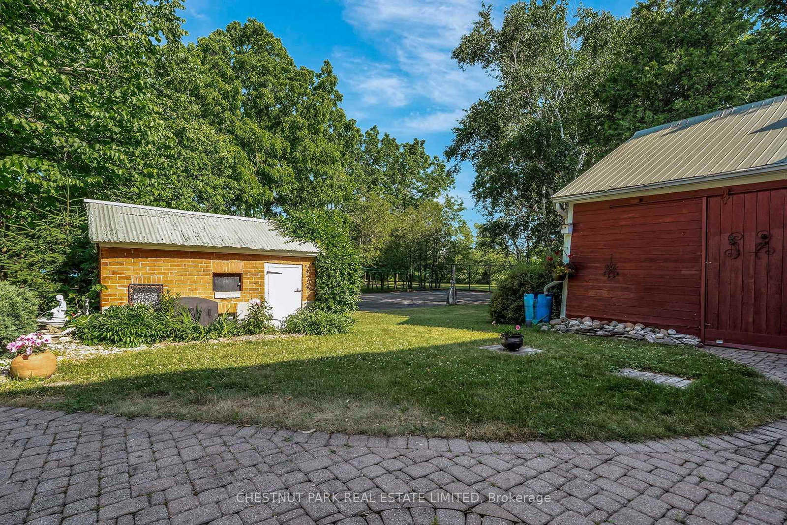 1716 County Rd 12 • Prince Edward County, ON photo 36