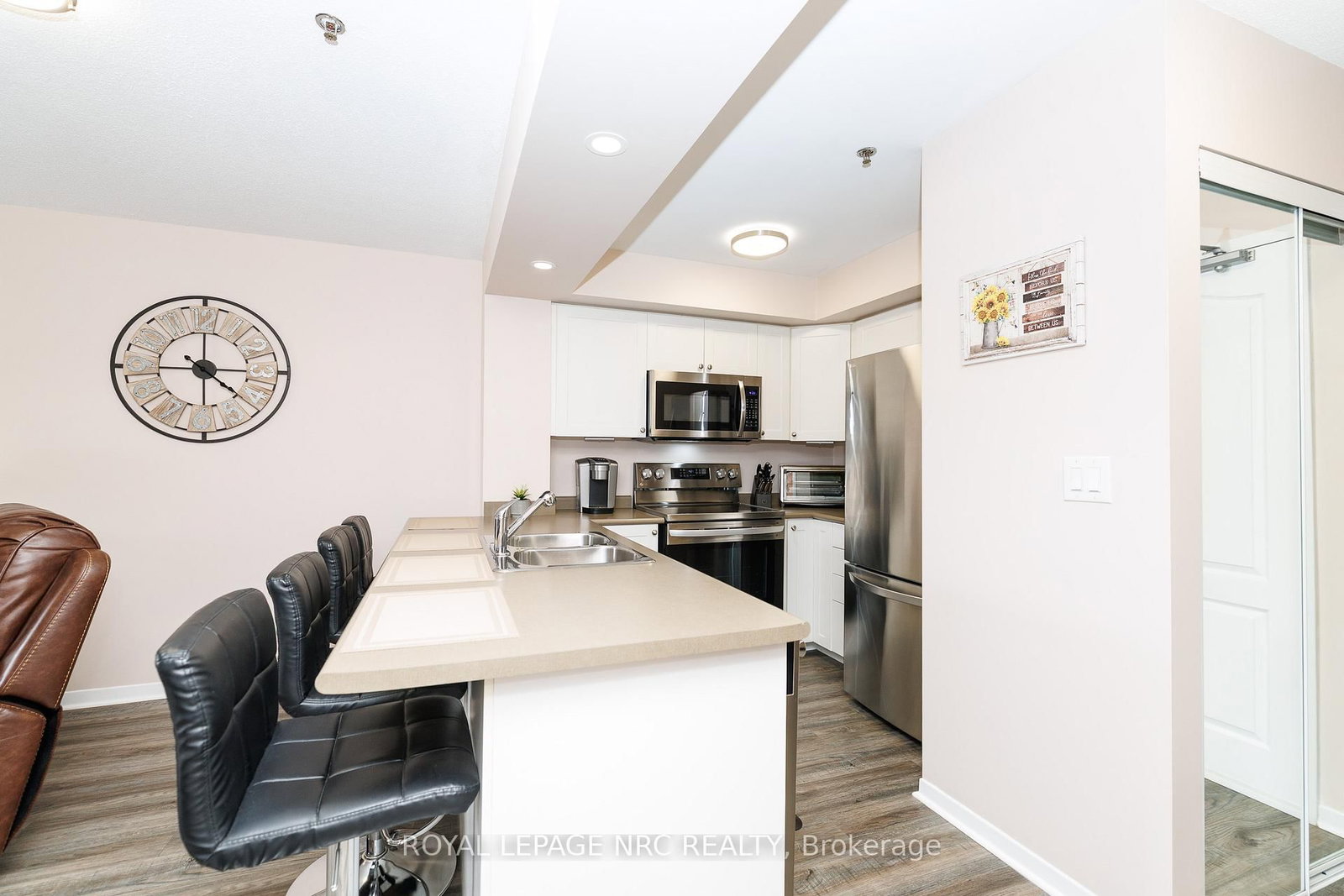 330 Prince Charles Drive S, Unit 1209 - Photo 15