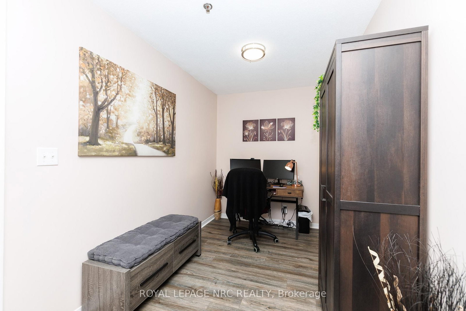 330 Prince Charles Drive S, Unit 1209 - Photo 8