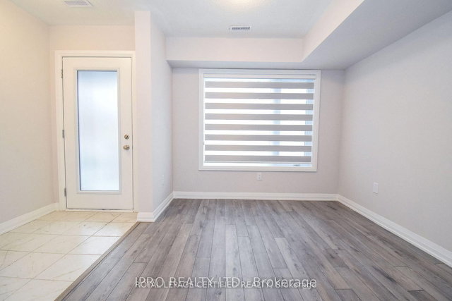 404 - 585 Colborne Street E