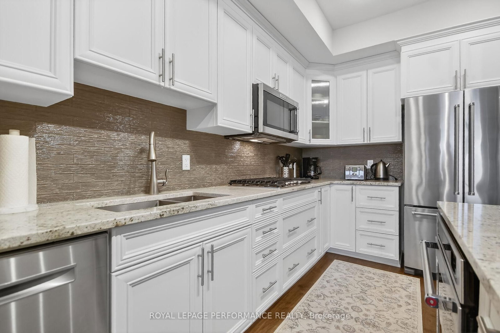 615 Longfields Drive, Unit 408 - Photo 10