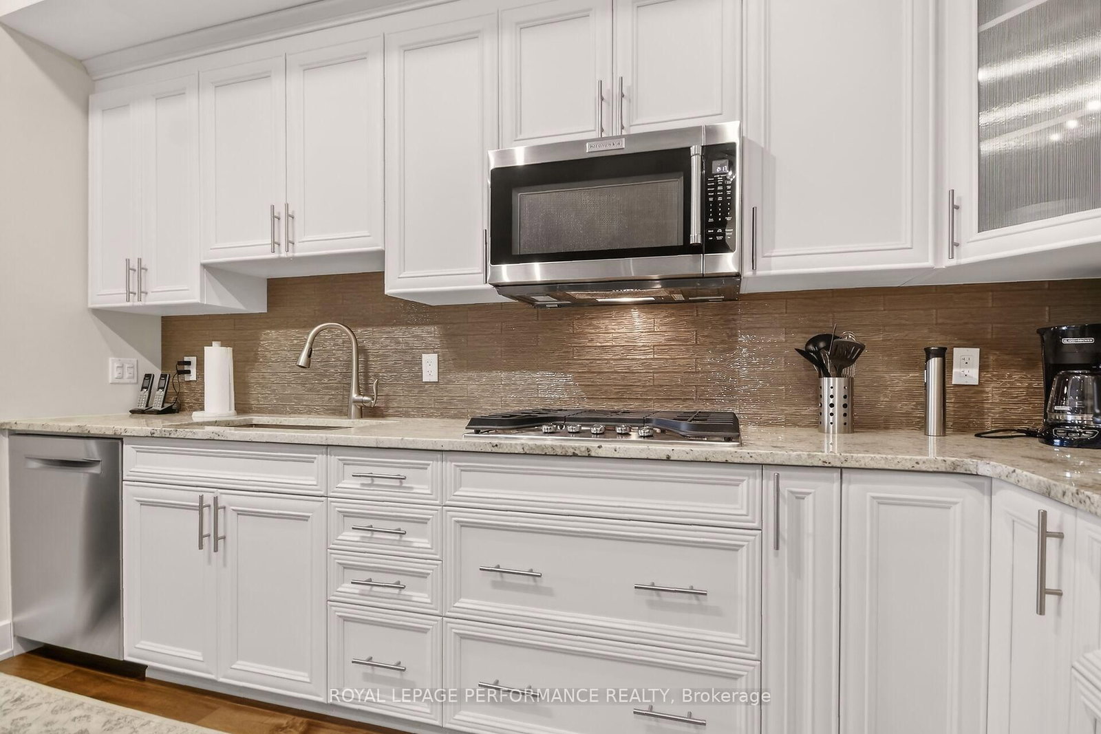 615 Longfields Drive, Unit 408 - Photo 11